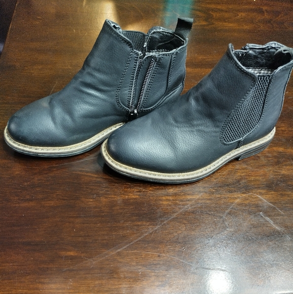 Ashford Hayes - Picture 1 of 5